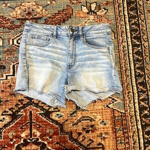 American Eagle hi-rise shorties
